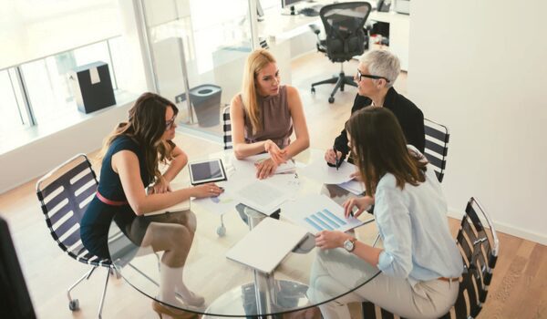 Kobiety zmieniają branżę IT. Podsumowanie 8. edycji HackYeah