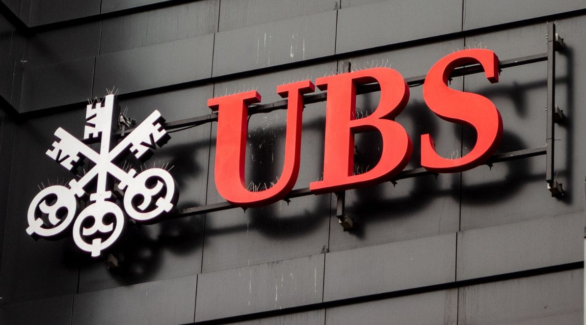 Ilustracja do artykułu pt. "Zwolnienia w UBS - jaka przyszłość czeka odziały w Polsce?"