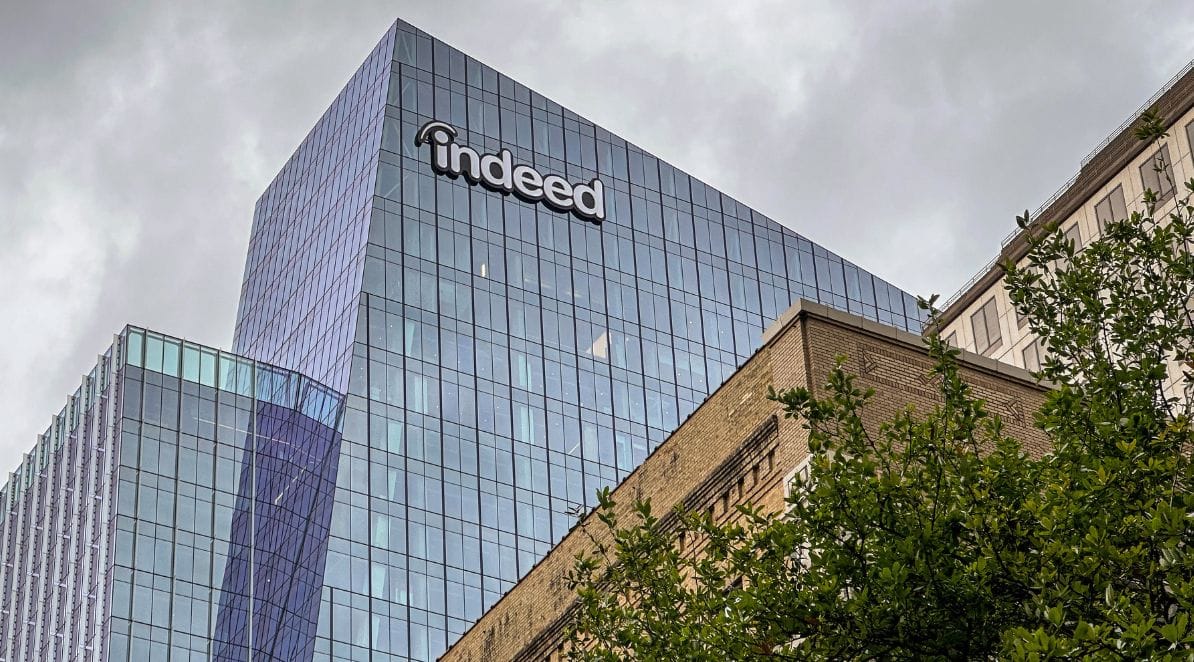 Ilustracja do artykułu pt. "Zwolnienia w Indeed i Glassdoor. Recruit Holdings przyspiesza cyfrową transformację HR"