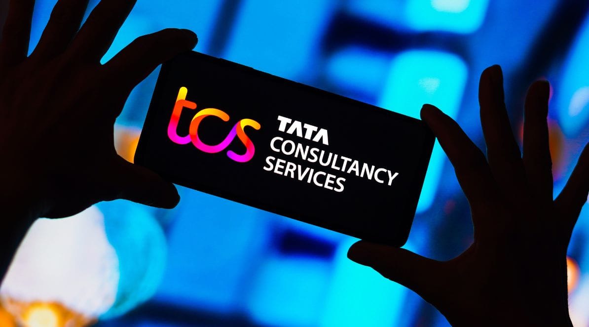 Ilustracja do artykułu pt. "Zwolnienia w TCS: 12 200 etatów do likwidacji. Jak zarządzać talentami w czasach cyfrowej transformacji?"