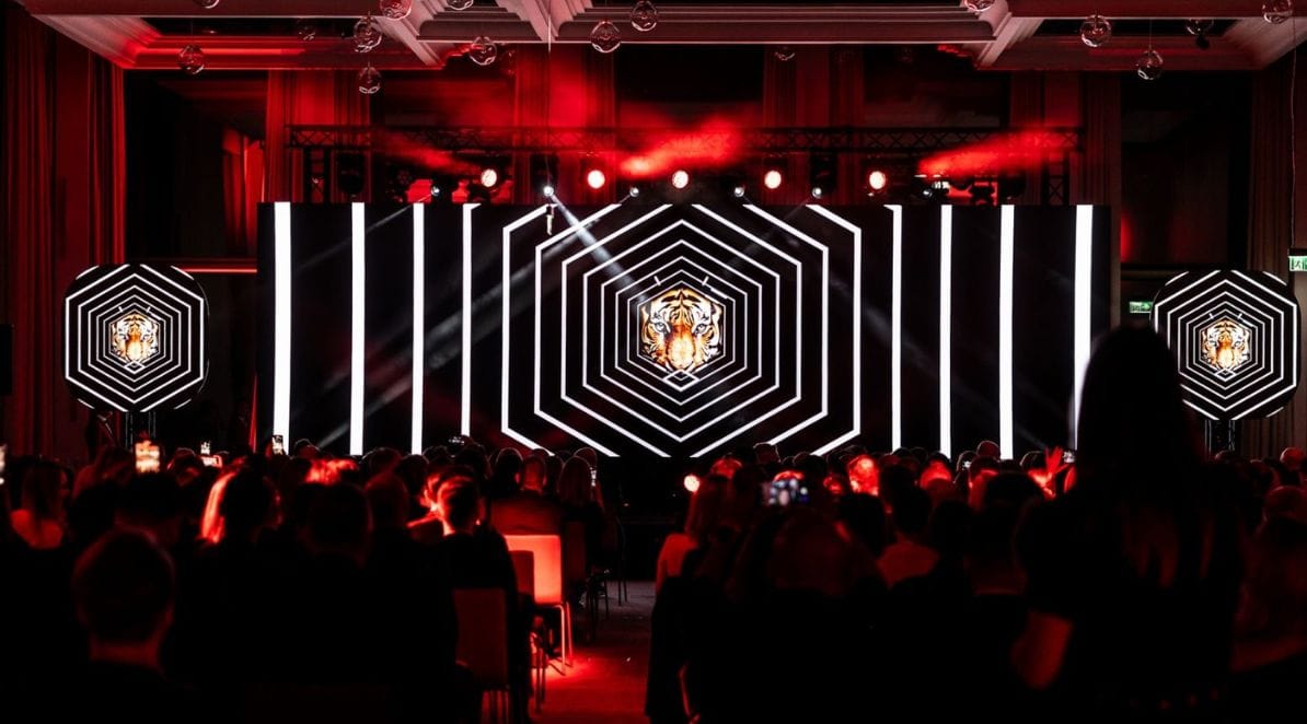 Ilustracja do notatki prasowej pt. "„Follow the Leaders” 2024 w Trójmieście: za nami wyjątkowe i widowiskowe wydarzenie biznesowe"