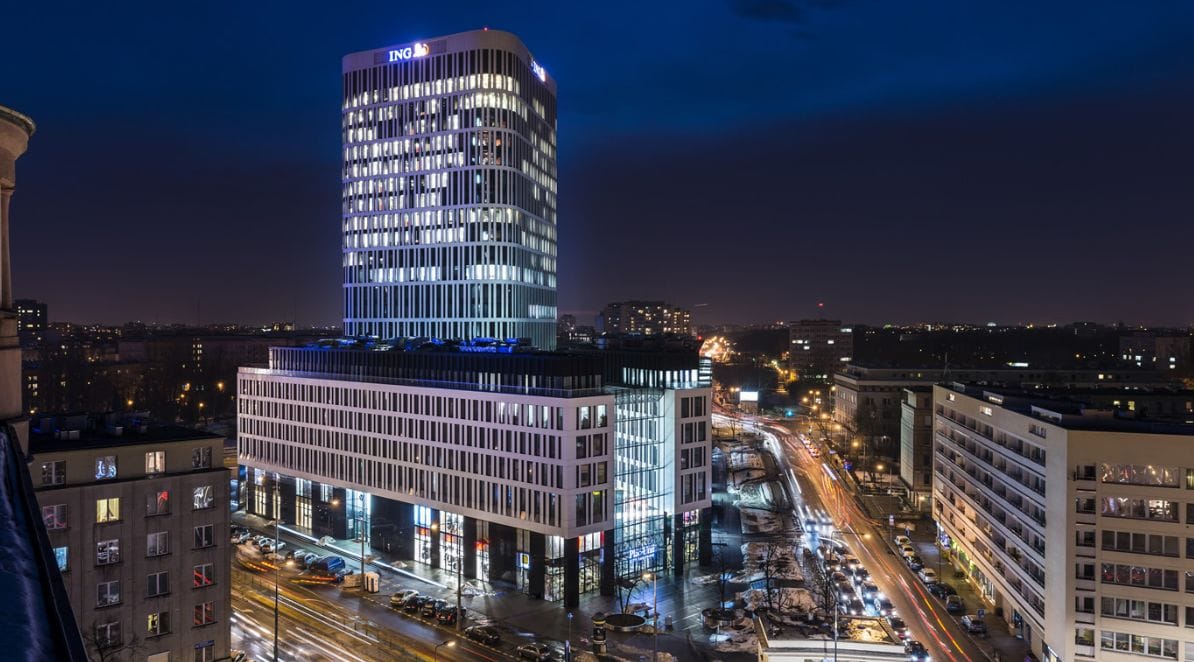 Ilustracja do notatki prasowej pt. "ING upraszcza proces zdalnego otwarcia konta w aplikacji mobilnej dla klientów indywidualnych"