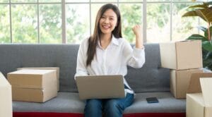 Ilustracja do artykułu pt. "Emigracja zarobkowa z Polski do Polski. Droga do lepszej przyszłości jest bliżej, niż myślimy"